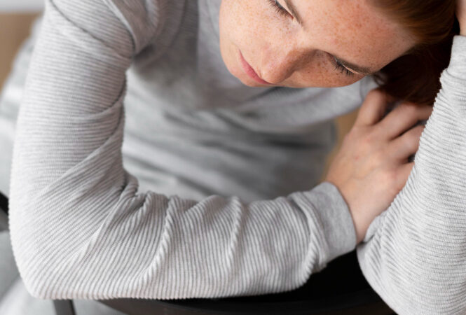 Overtænkning dræner dig mentalt – og det handler ikke om viljestyrke