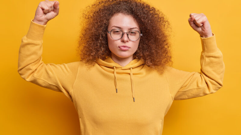 Myten om mental styrke – og hvorfor den ofte gør dig mere udmattet end stærk