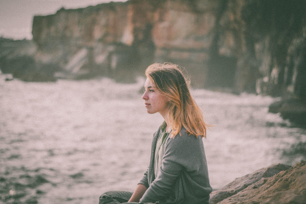 Du vil bare have ro i hovedet, men tankerne kører konstant – Sådan finder du ro